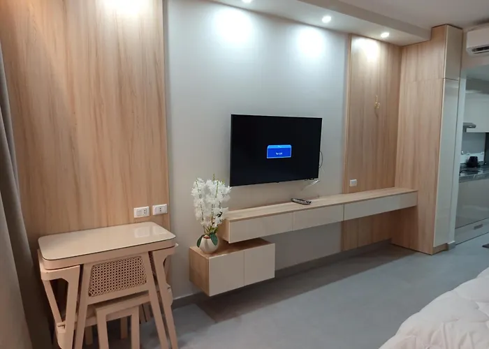 Aparthotel ومنتجع سكاندك