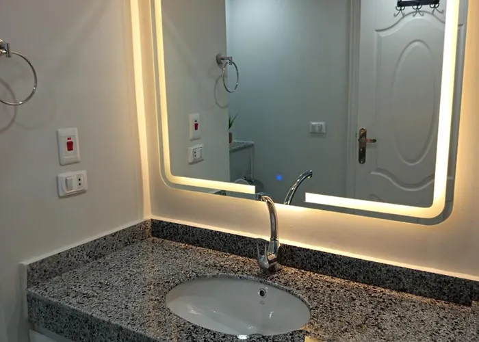 Aparthotel ومنتجع سكاندك Hurghada